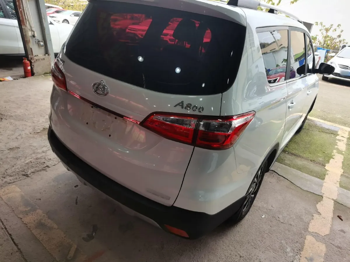 2017 ChangAn Oshan A800 1.6L 125HP L4 5MT,autocango,china used car exporter,china ev exporter,chinese used car exporter,chinese used ev exporter