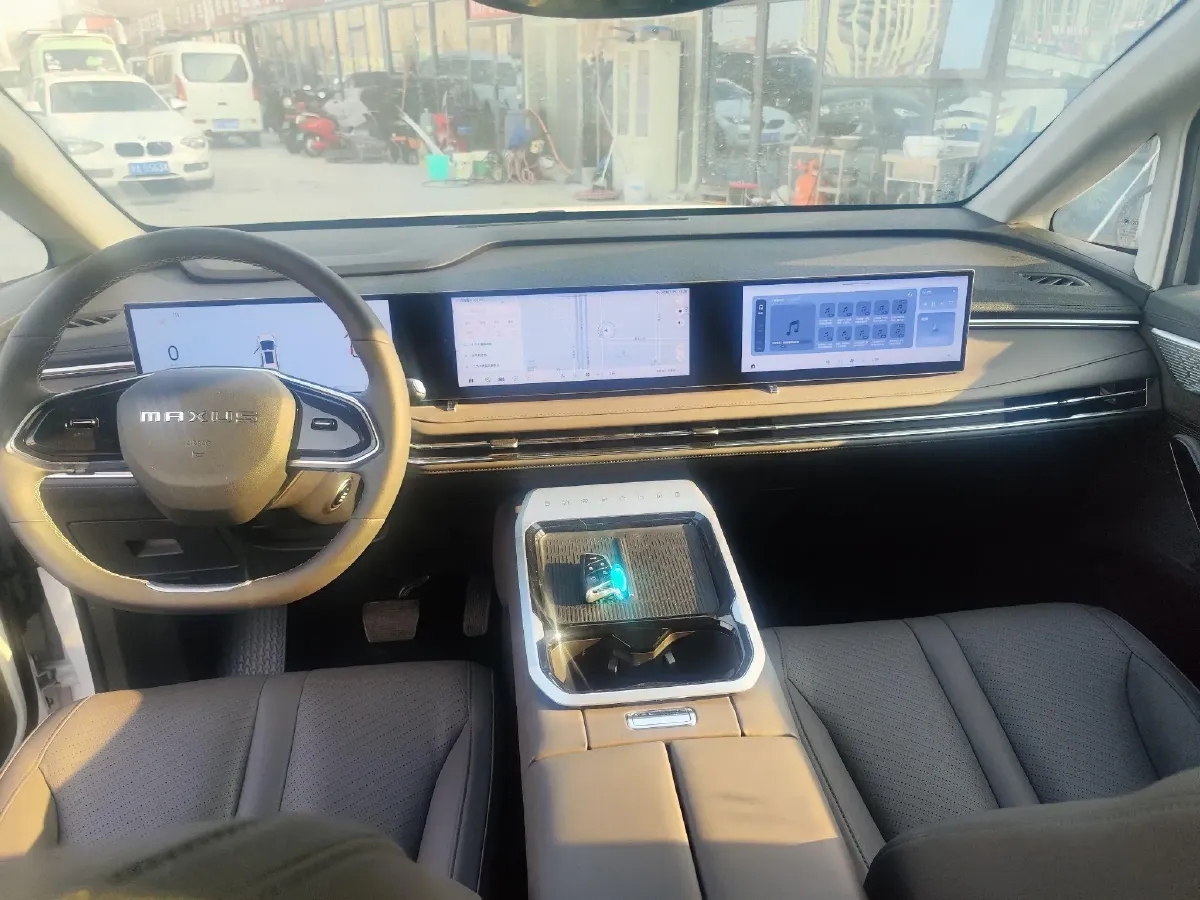 2024 MAXUS G70 2.0T 234HP L4 9AT,autocango,china used car exporter,china ev exporter,chinese used car exporter,chinese used ev exporter