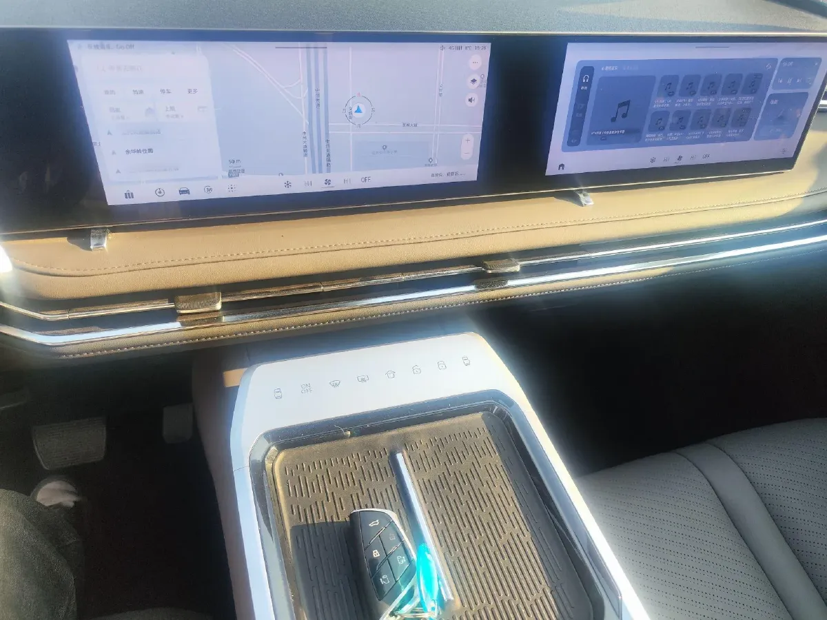 2024 MAXUS G70 2.0T 234HP L4 9AT,autocango,china used car exporter,china ev exporter,chinese used car exporter,chinese used ev exporter