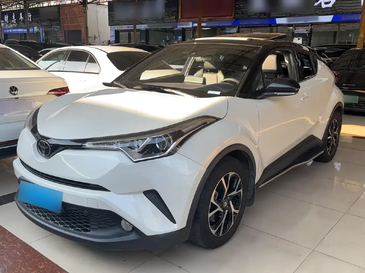 2020 Toyota C-HR 2.0L 171HP L4 CVT