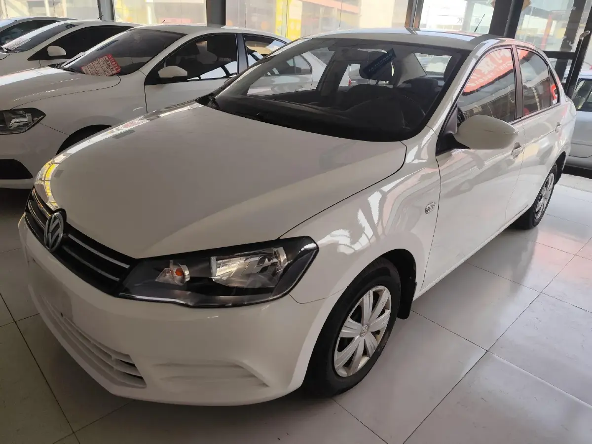 2015 Volkswagen Jetta 1.6L 110HP L4 5MT