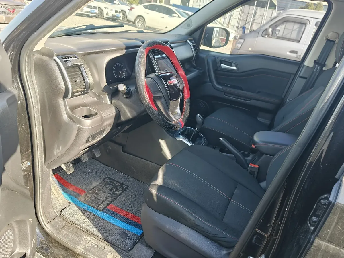 2018 ChangAn Oshan X70A 1.5L 107HP L4 5MT,autocango,china used car exporter,china ev exporter,chinese used car exporter,chinese used ev exporter