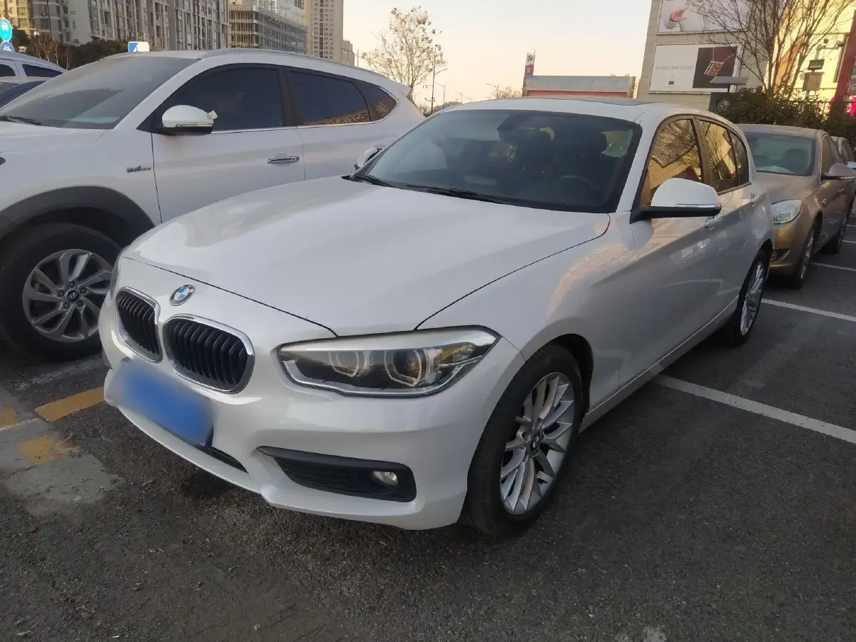 2015 BMW 1 Series 1.6T 177HP L4 8AT