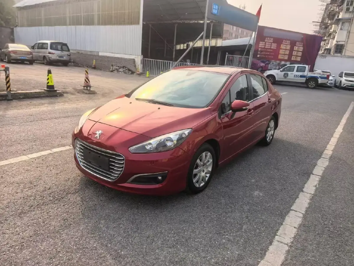 2013 Peugeot 308 1.6L 117HP L4 4AT