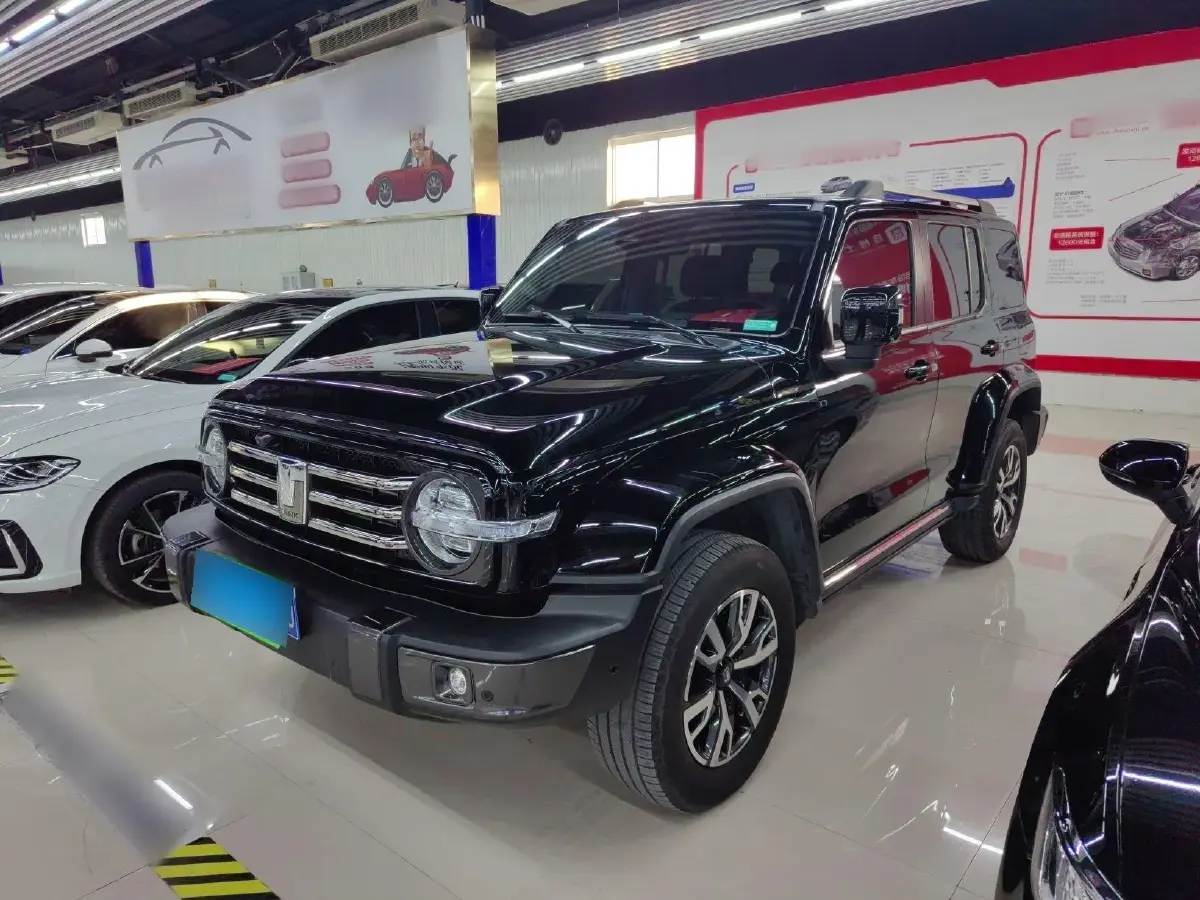 2023 Tank 300 2.0T 227HP L4 8AT