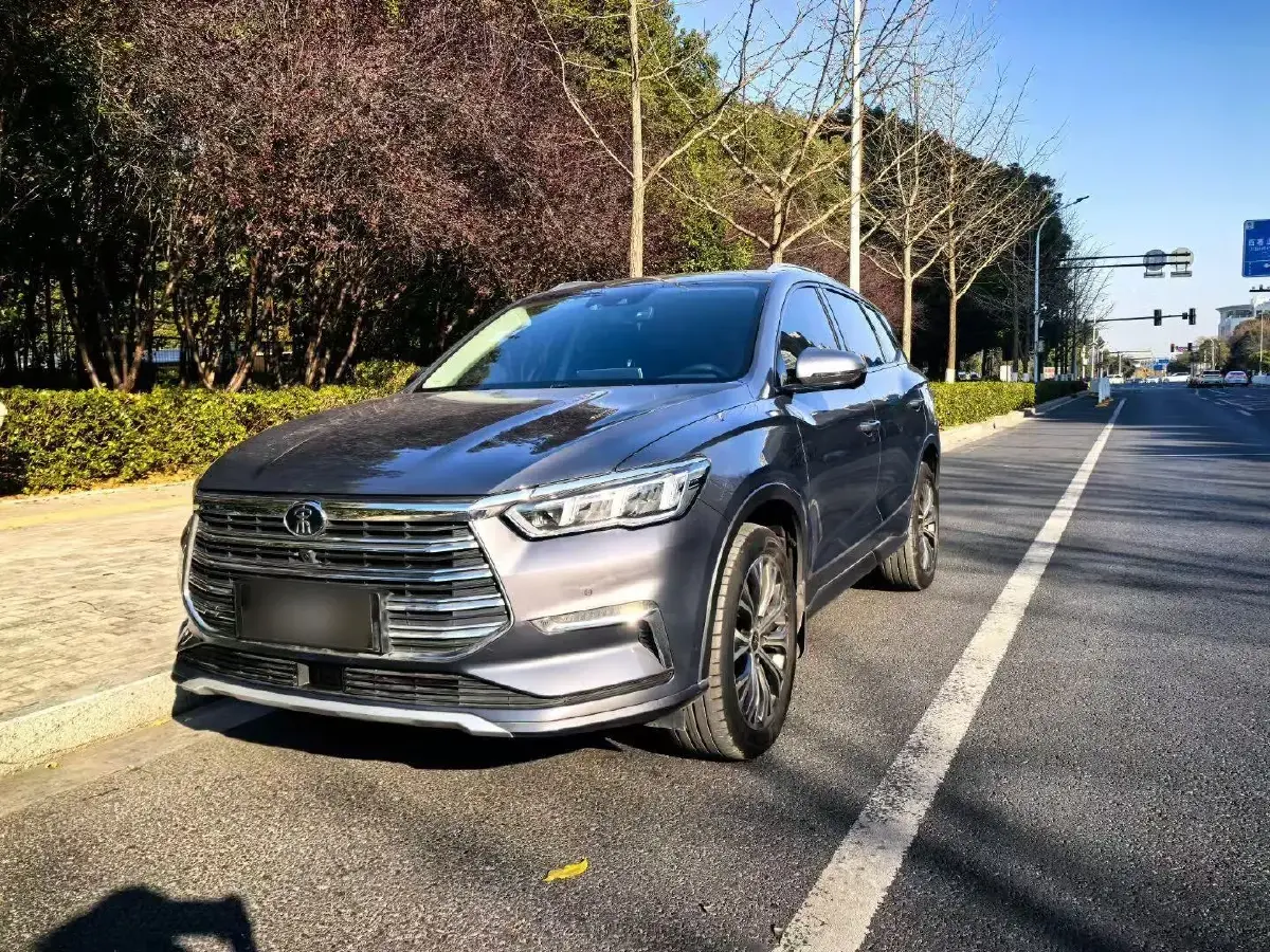 2019 BYD Song Pro 1.5T 160HP L4 6DCT PHEV 15.7KWH