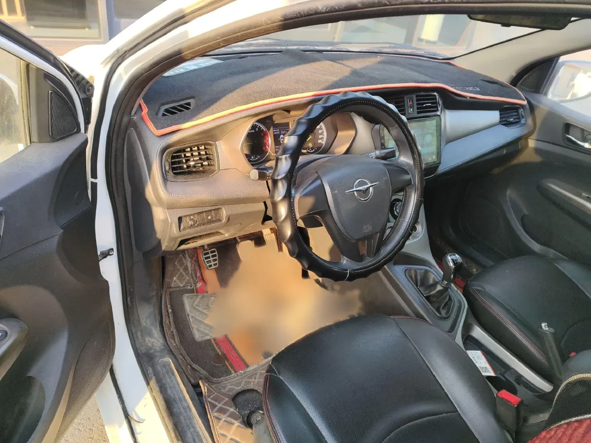 2017 HaiMa M3 1.5L 112HP L4 5MT,autocango,china used car exporter,china ev exporter,chinese used car exporter,chinese used ev exporter