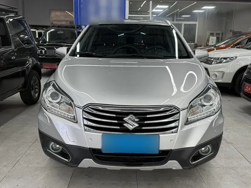 2015 Suzuki S-cross 1.4T 140HP L4 6AT,autocango,china used car exporter,china ev exporter,chinese used car exporter,chinese used ev exporter