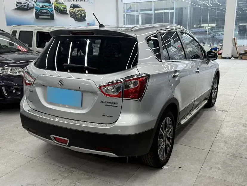 2015 Suzuki S-cross 1.4T 140HP L4 6AT,autocango,china used car exporter,china ev exporter,chinese used car exporter,chinese used ev exporter