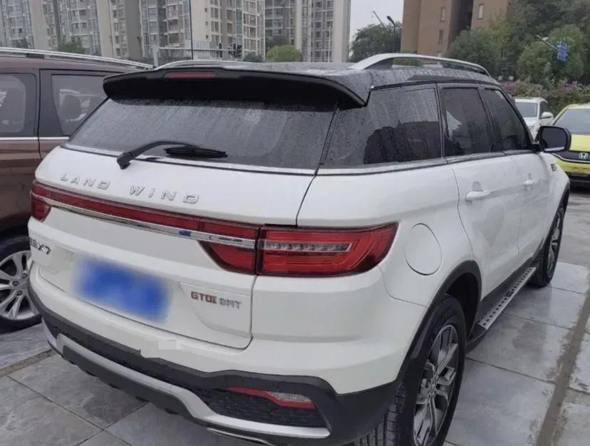2018 Landwind X7 1.5T 163HP L4 8AT,autocango,china used car exporter,china ev exporter,chinese used car exporter,chinese used ev exporter