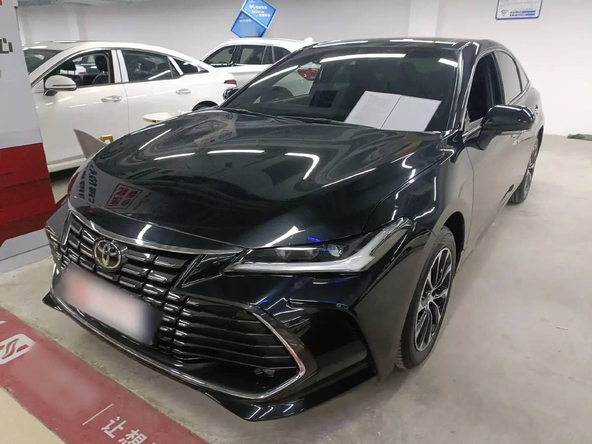2023 Toyota Avalon 2.0L 177HP L4 CVT