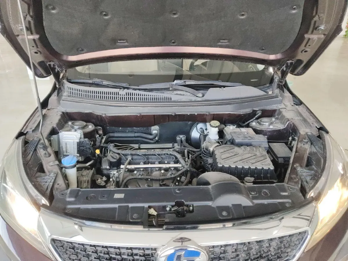 2016 BAIC ChangHe Q35 1.5L 116HP L4 5MT,autocango,china used car exporter,china ev exporter,chinese used car exporter,chinese used ev exporter