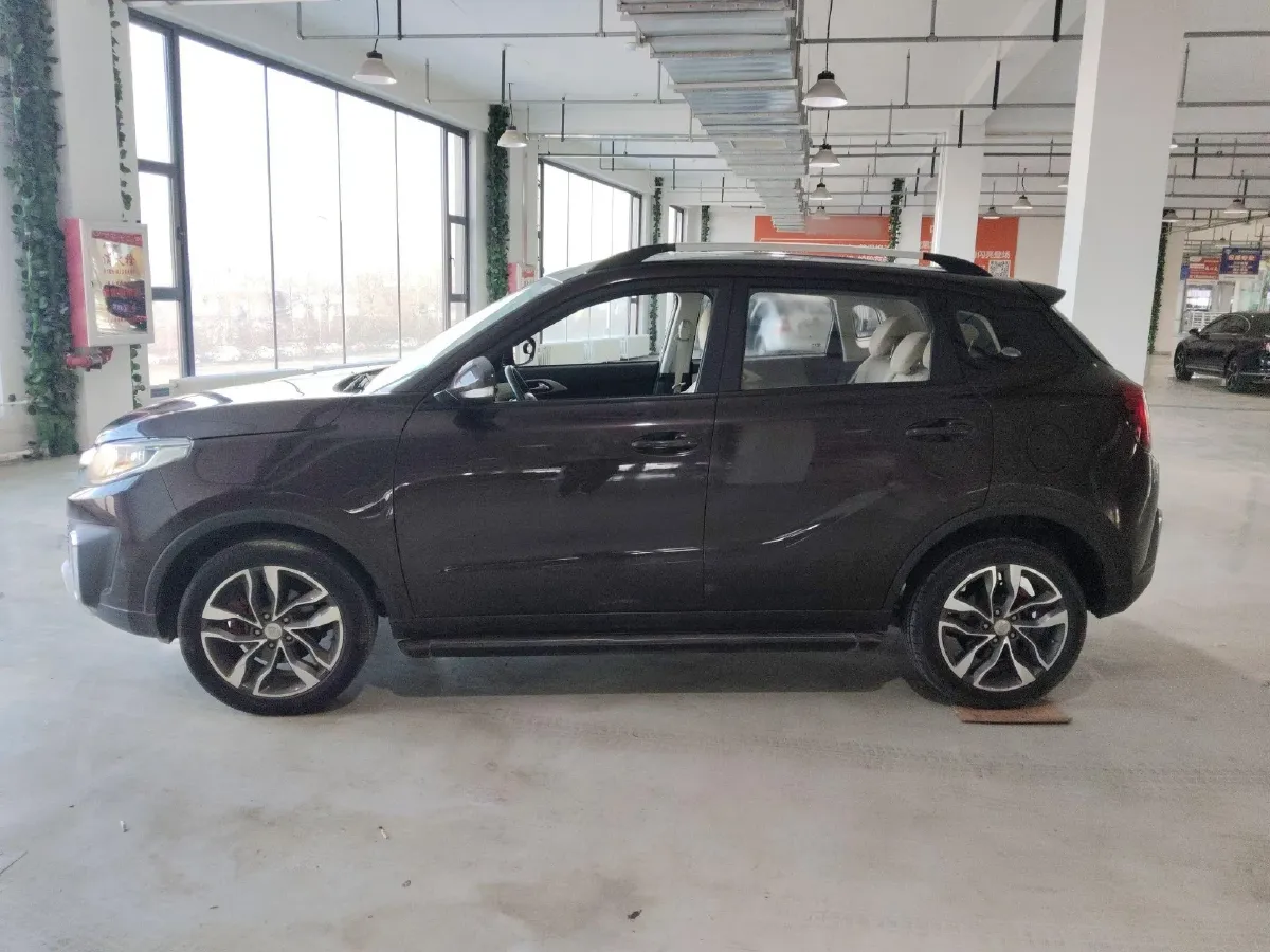 2016 BAIC ChangHe Q35 1.5L 116HP L4 5MT,autocango,china used car exporter,china ev exporter,chinese used car exporter,chinese used ev exporter
