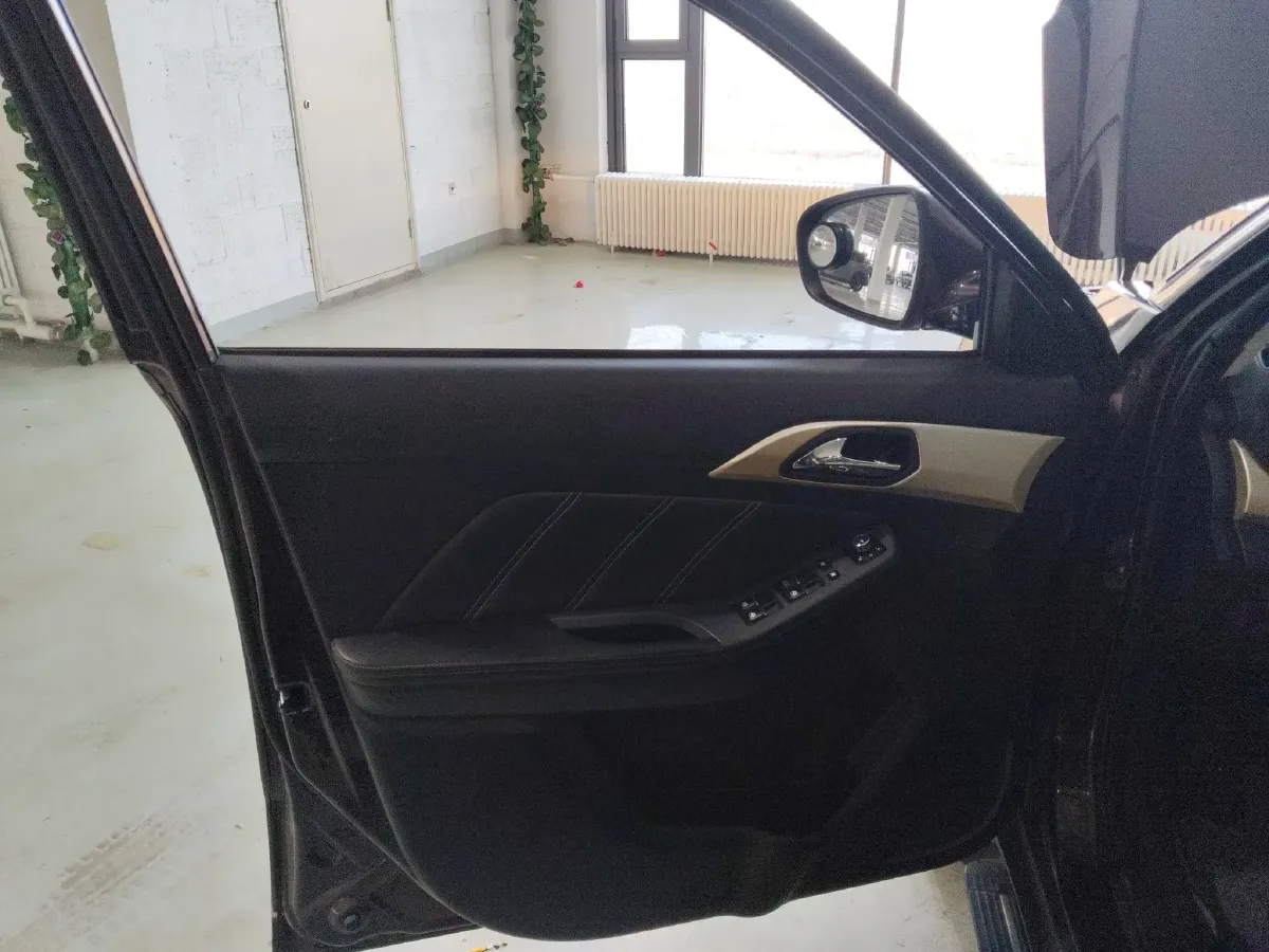 2016 BAIC ChangHe Q35 1.5L 116HP L4 5MT,autocango,china used car exporter,china ev exporter,chinese used car exporter,chinese used ev exporter