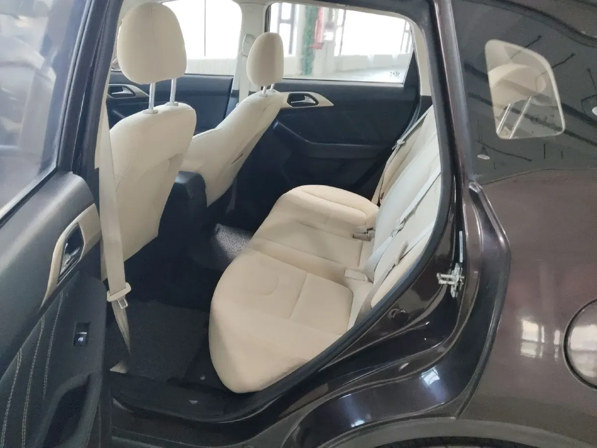 2016 BAIC ChangHe Q35 1.5L 116HP L4 5MT,autocango,china used car exporter,china ev exporter,chinese used car exporter,chinese used ev exporter