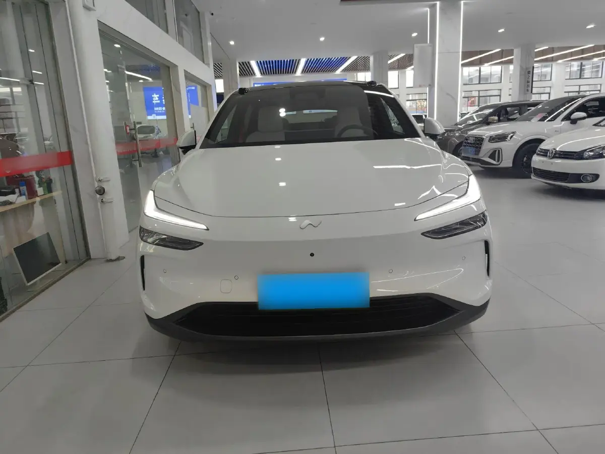 2024 ONVO L60 BEV 60KWH