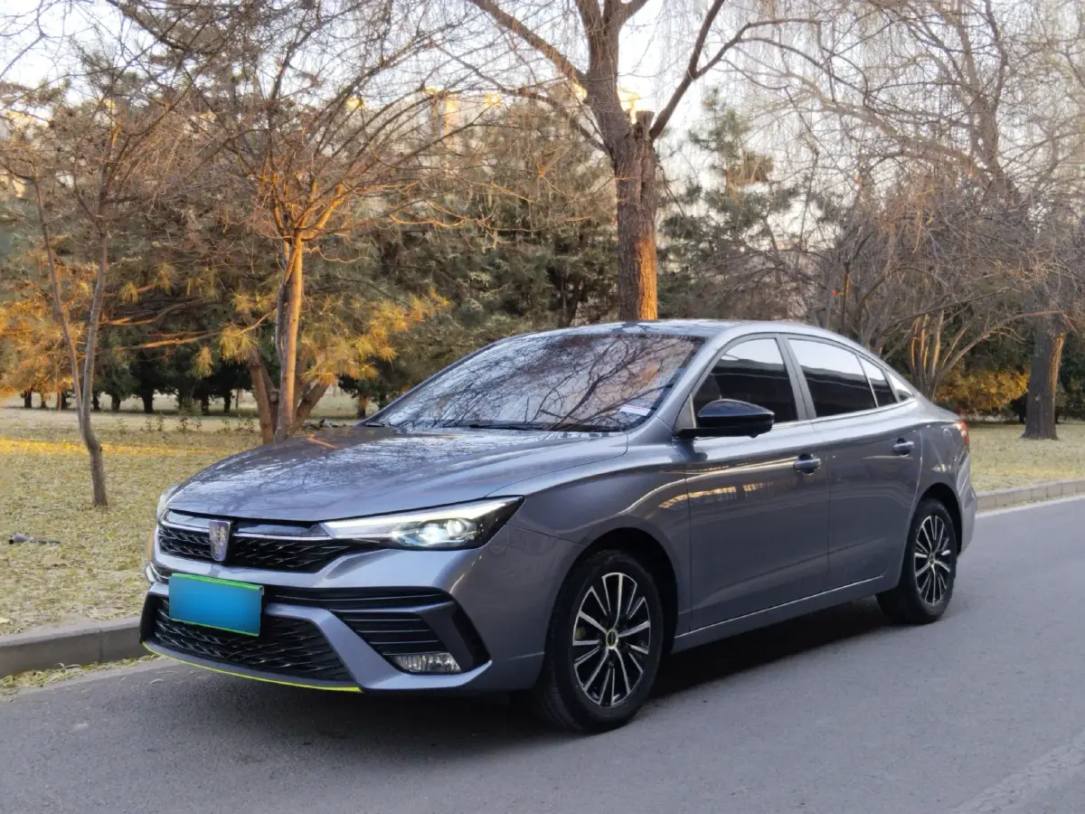 2021 Roewe i5 1.5L 120HP L4 CVT