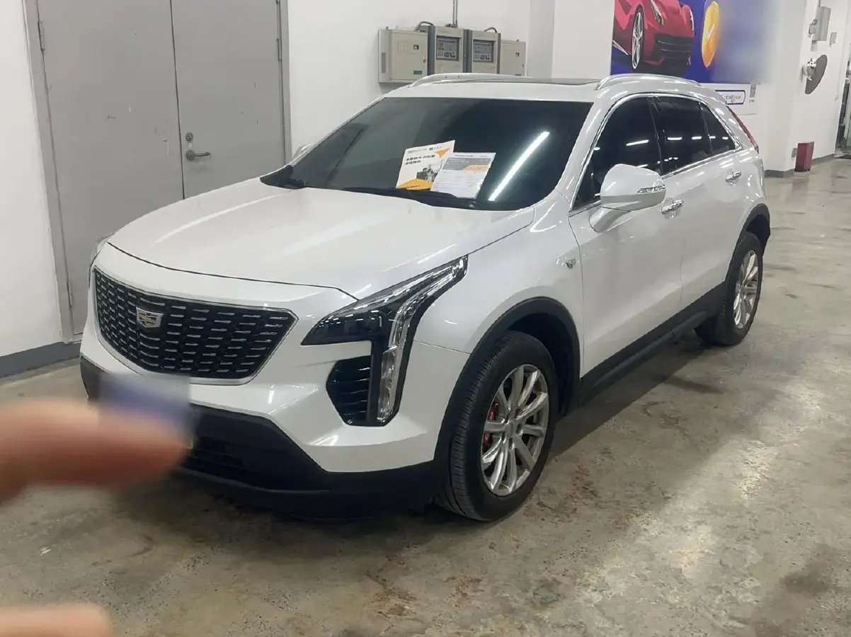 2021 Cadillac XT4 2.0T 237HP L4 9AT