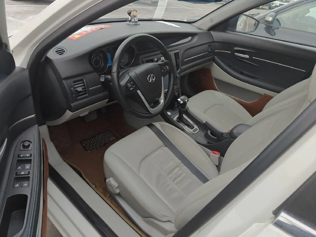 2016 BeiJing Auto Senova D50 1.5L 113HP L4 CVT,autocango,china used car exporter,china ev exporter,chinese used car exporter,chinese used ev exporter