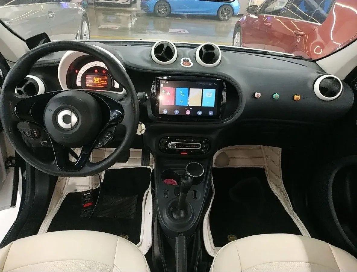 2018 Smart smart forfour 1.0L 71HP L3 6DCT,autocango,china used car exporter,china ev exporter,chinese used car exporter,chinese used ev exporter