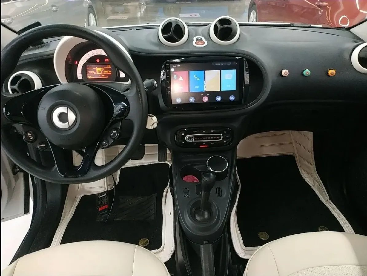 2018 Smart smart forfour 1.0L 71HP L3 6DCT,autocango,china used car exporter,china ev exporter,chinese used car exporter,chinese used ev exporter