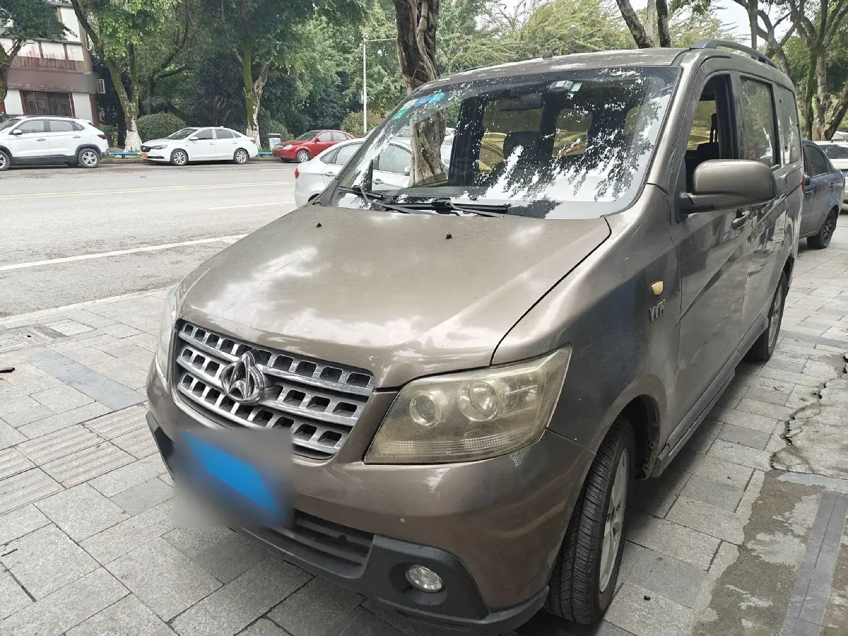 2014 ChangAn Kaicene Honor S 1.5L 106HP L4 5MT