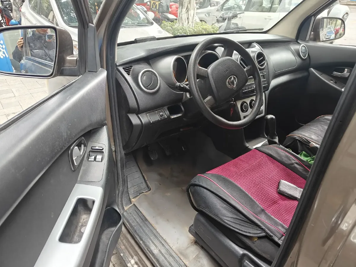 2014 ChangAn Kaicene Honor S 1.5L 106HP L4 5MT,autocango,china used car exporter,china ev exporter,chinese used car exporter,chinese used ev exporter