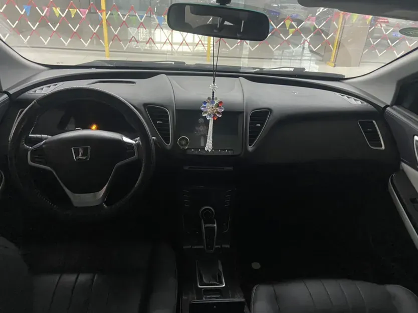 2015 Luxgen 5 1.8T 180HP L4 6AT,autocango,china used car exporter,china ev exporter,chinese used car exporter,chinese used ev exporter