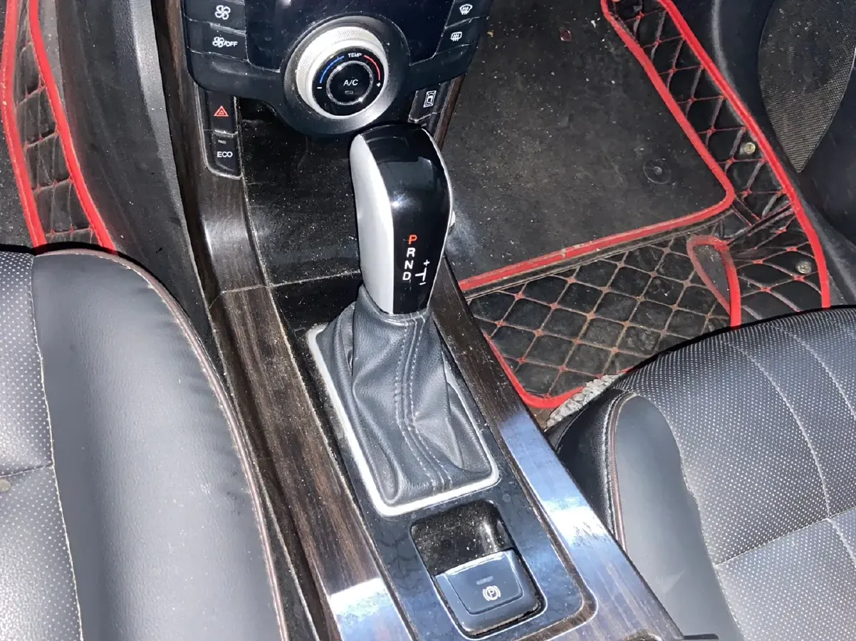 2015 Luxgen 5 1.8T 180HP L4 6AT,autocango,china used car exporter,china ev exporter,chinese used car exporter,chinese used ev exporter