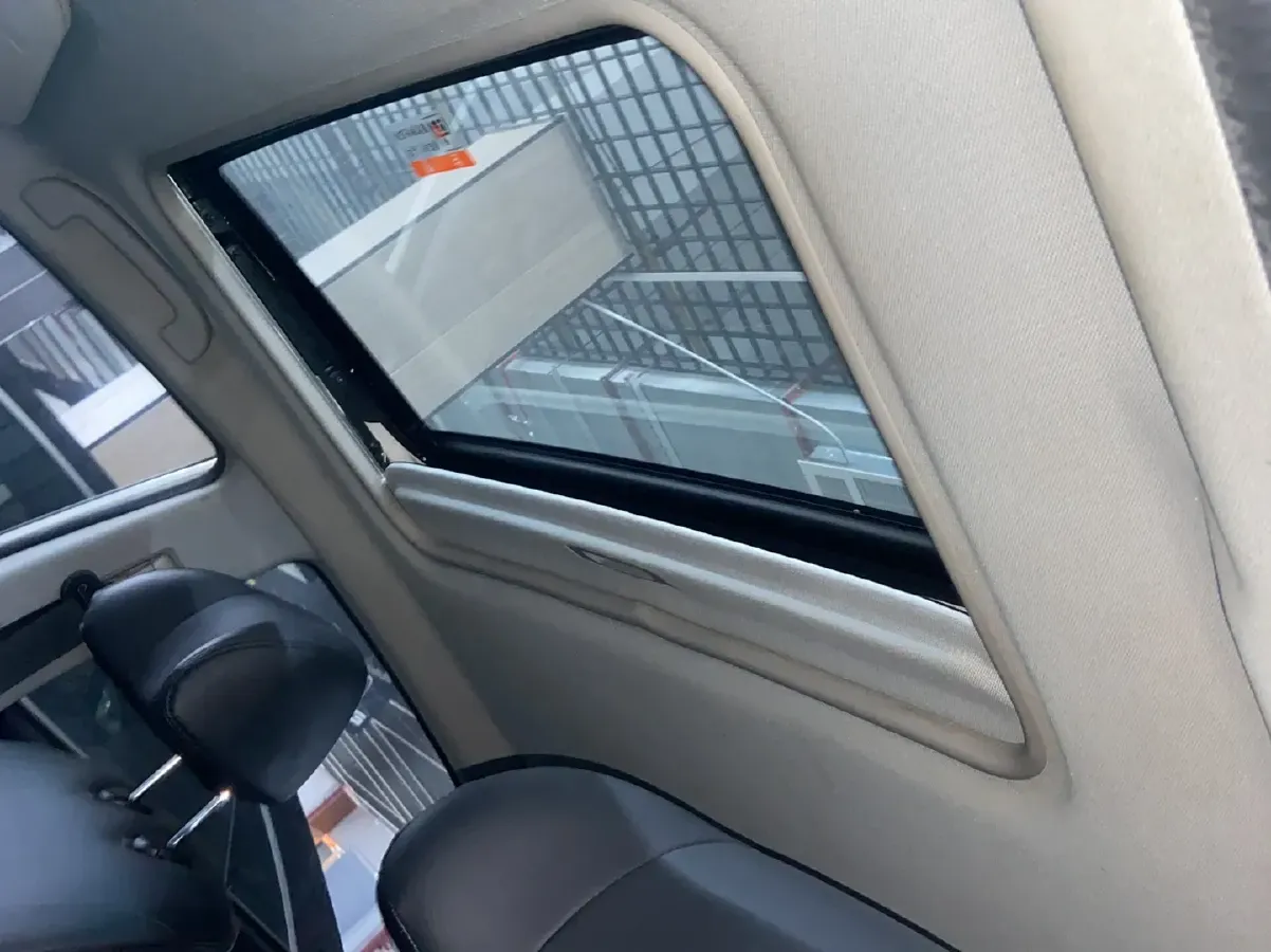 2015 Luxgen 5 1.8T 180HP L4 6AT,autocango,china used car exporter,china ev exporter,chinese used car exporter,chinese used ev exporter