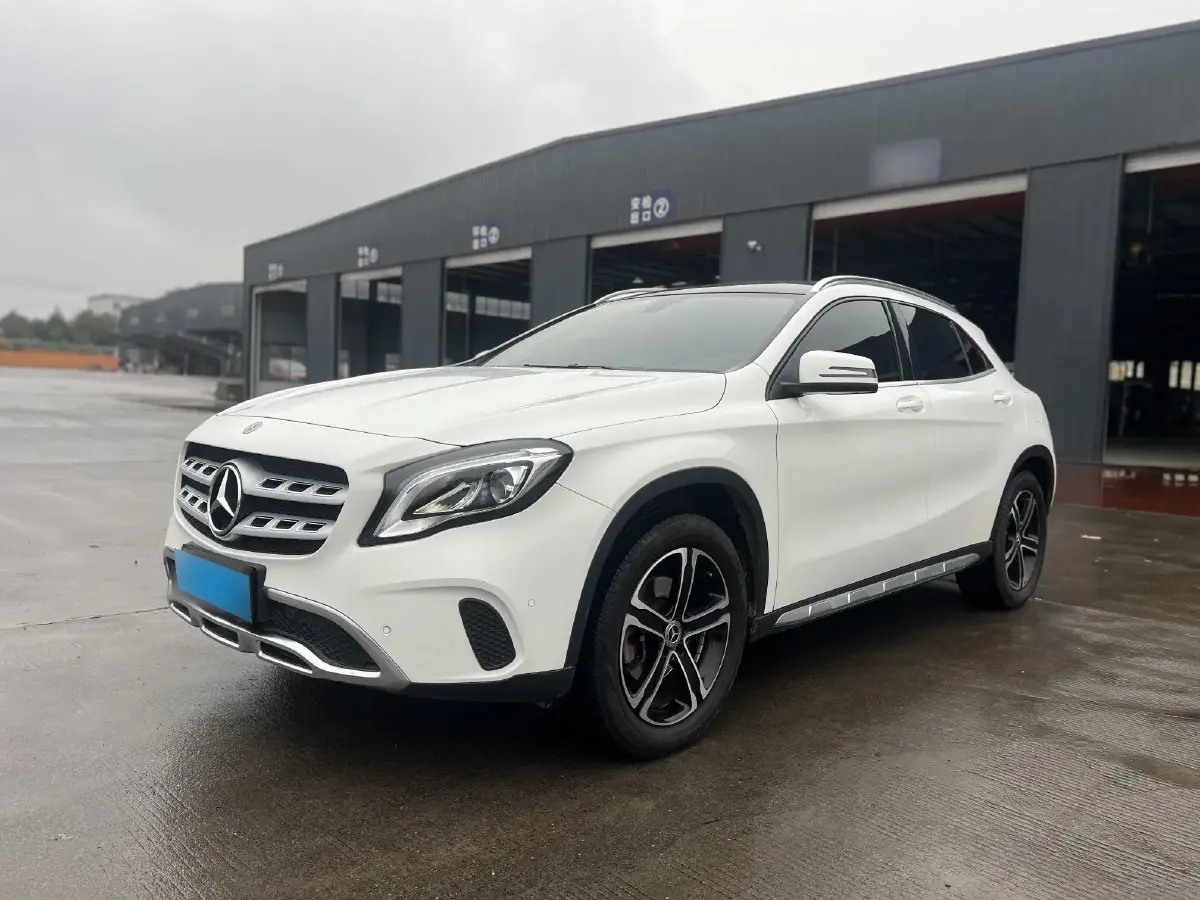 2018 Mercedes-Benz GLA Class 1.6T 156HP L4 7DCT