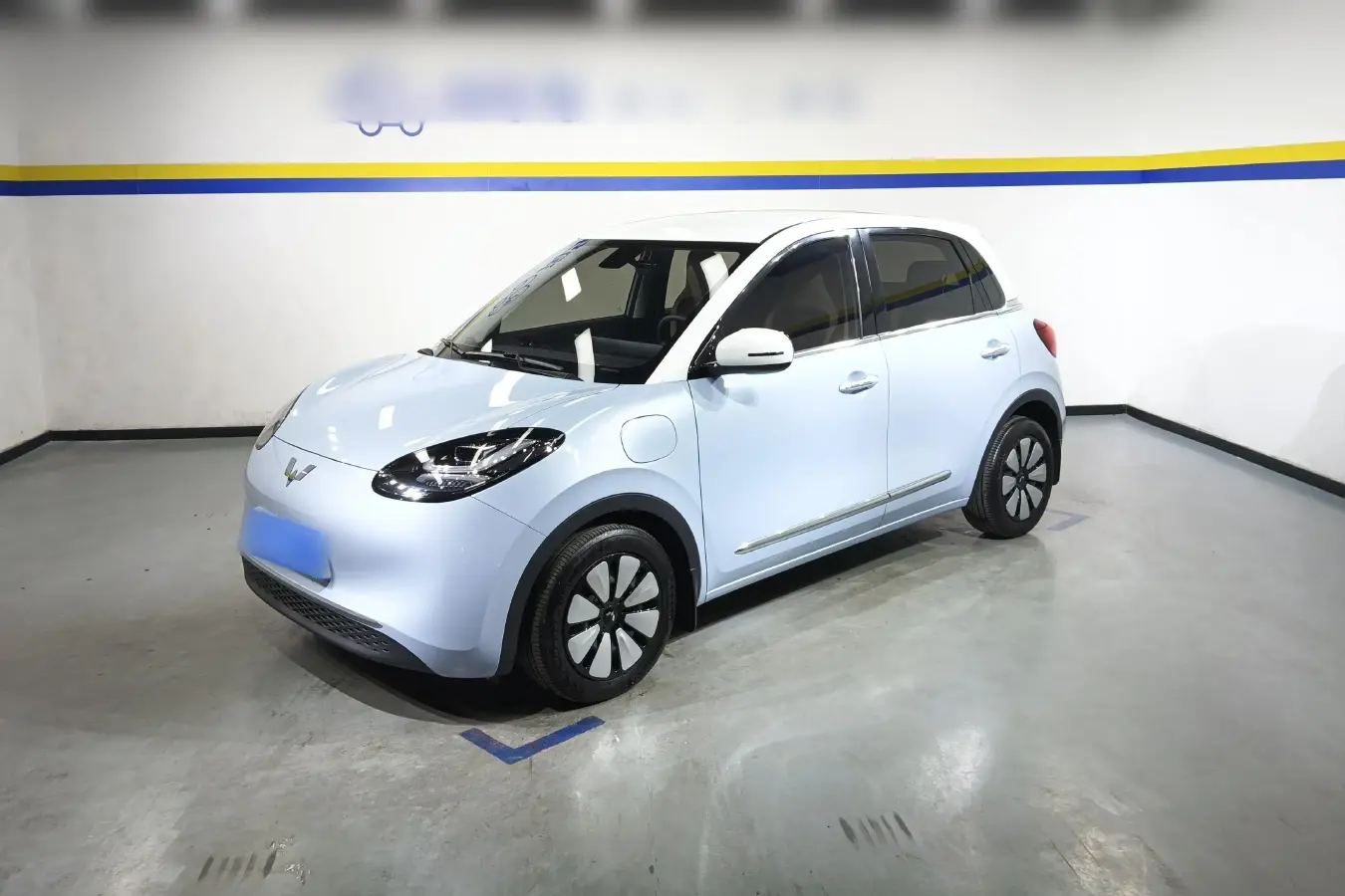 2023 WuLing BinGuo BEV 37.9KWH