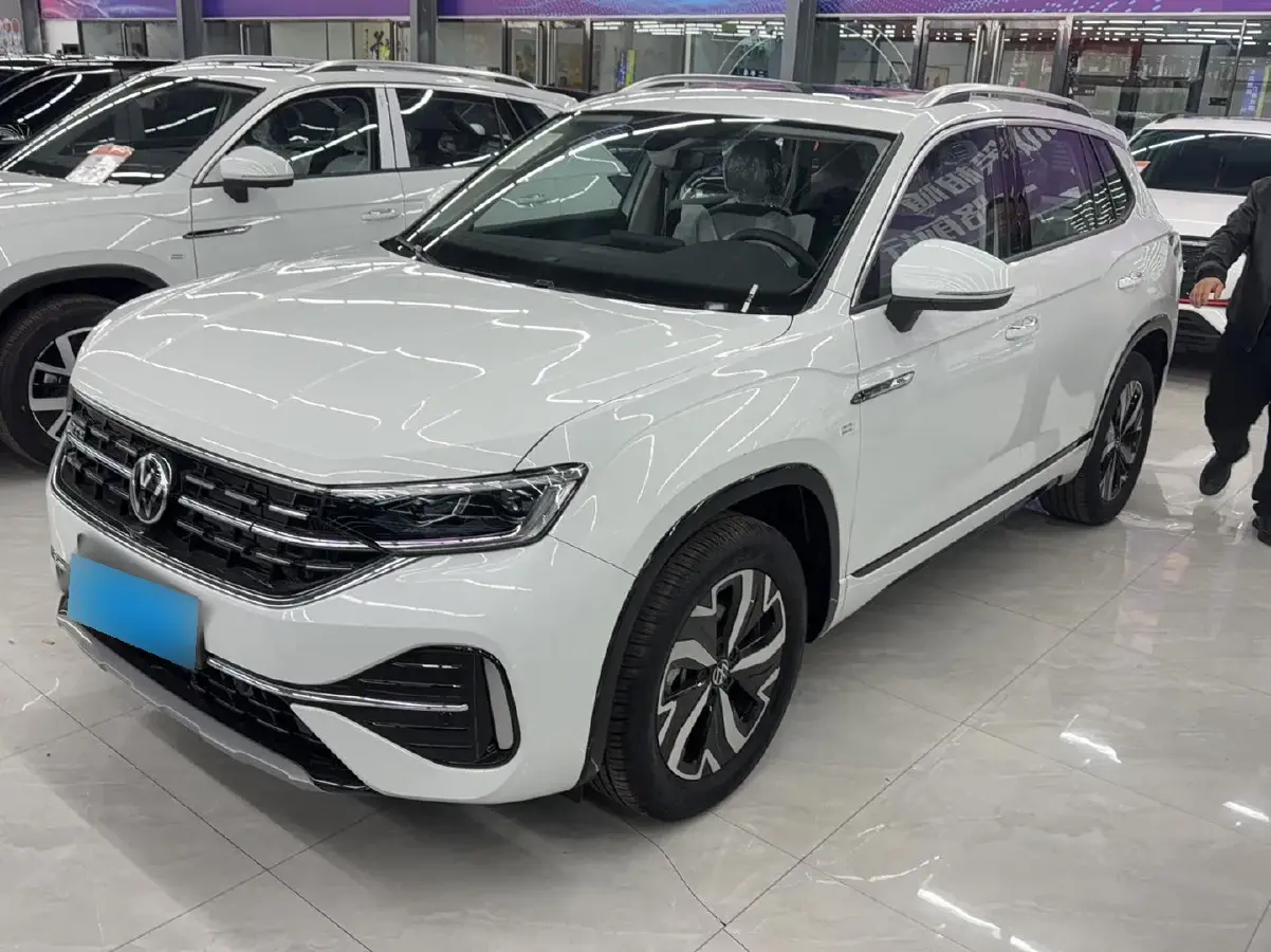 2023 Volkswagen Tayron GTE 1.4T 150HP L4 6DCT PHEV 13KWH