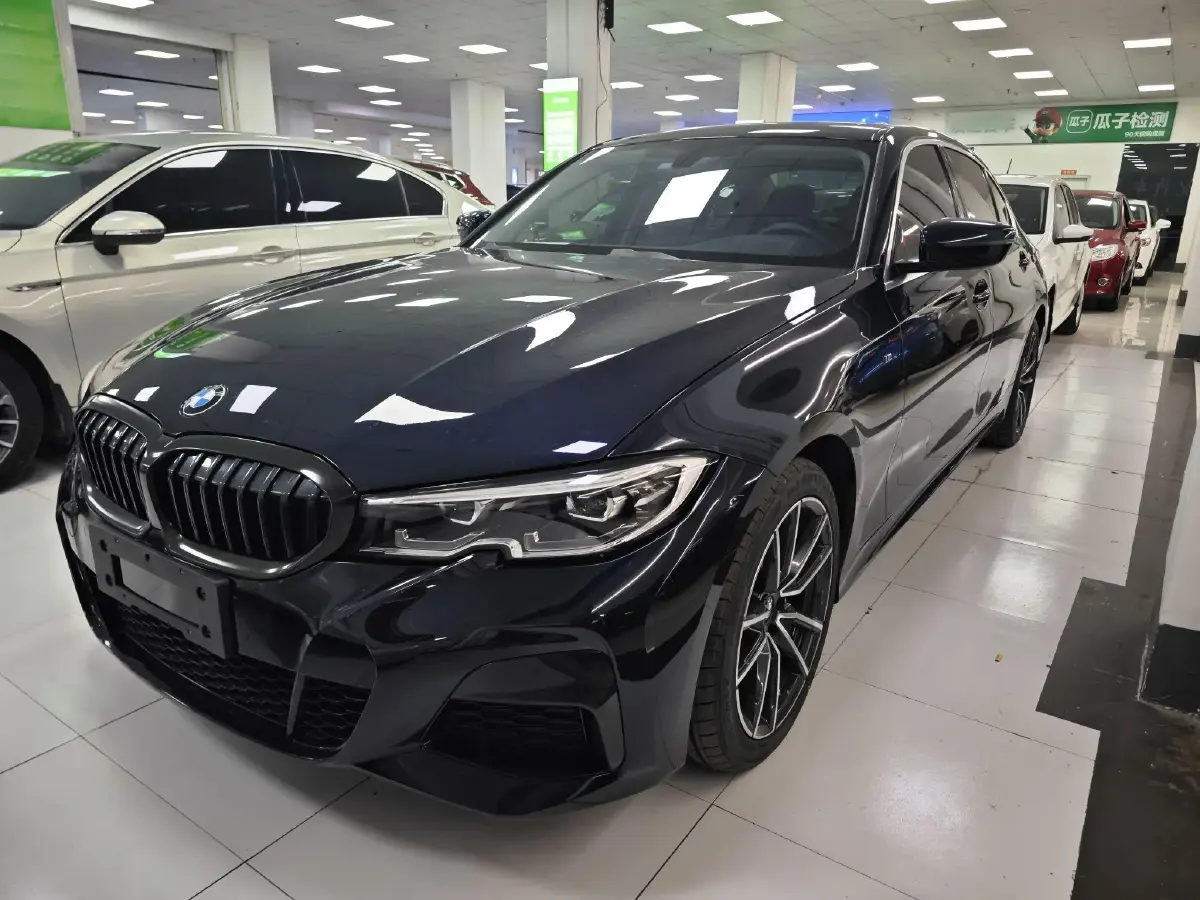 2022 BMW 3 Series 2.0T 156HP L4 8AT