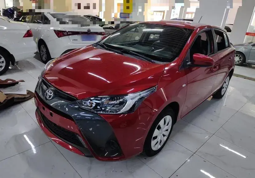 2016 Toyota Yaris L 1.5L 107HP L4 CVT