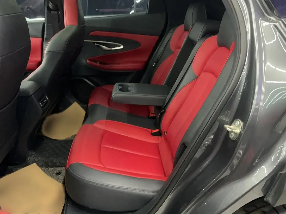 2020 ChangAn UNI-T 1.5T 180HP L4 7DCT,autocango,china used car exporter,china ev exporter,chinese used car exporter,chinese used ev exporter