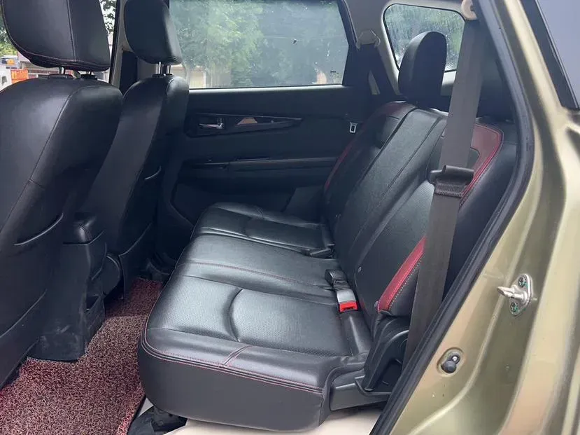 2014 BAIC Hyosow S3 1.5L 113HP L4 5MT,autocango,china used car exporter,china ev exporter,chinese used car exporter,chinese used ev exporter