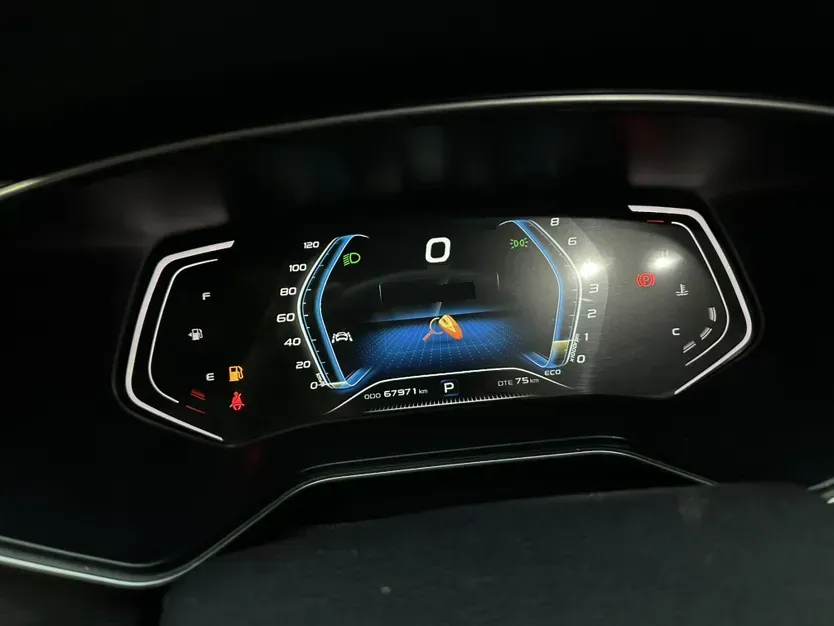 2020 ChangAn Oshan X7 1.5T 178HP L4 7DCT,autocango,china used car exporter,china ev exporter,chinese used car exporter,chinese used ev exporter