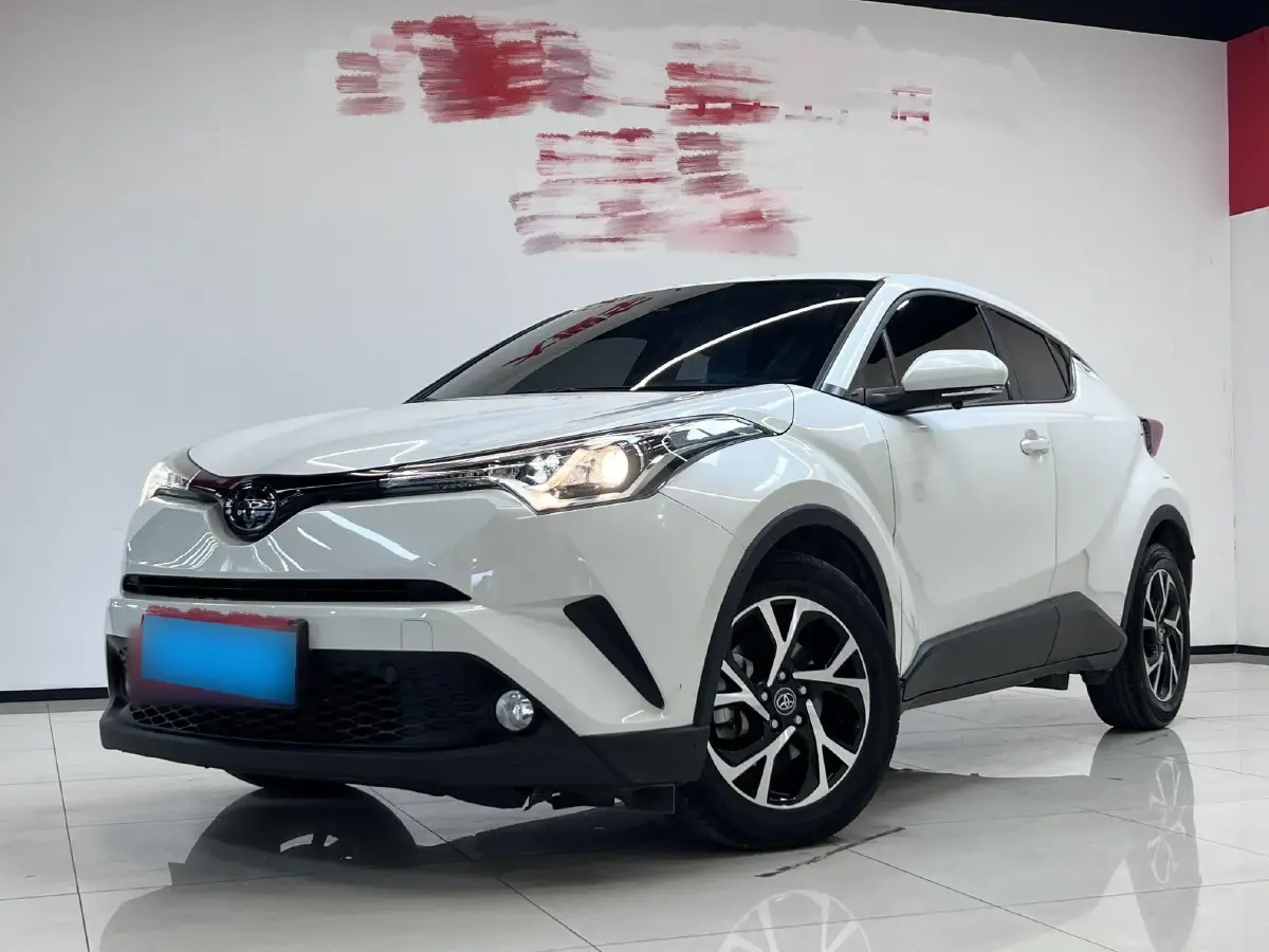 2020 Toyota C-HR 2.0L 171HP L4 CVT