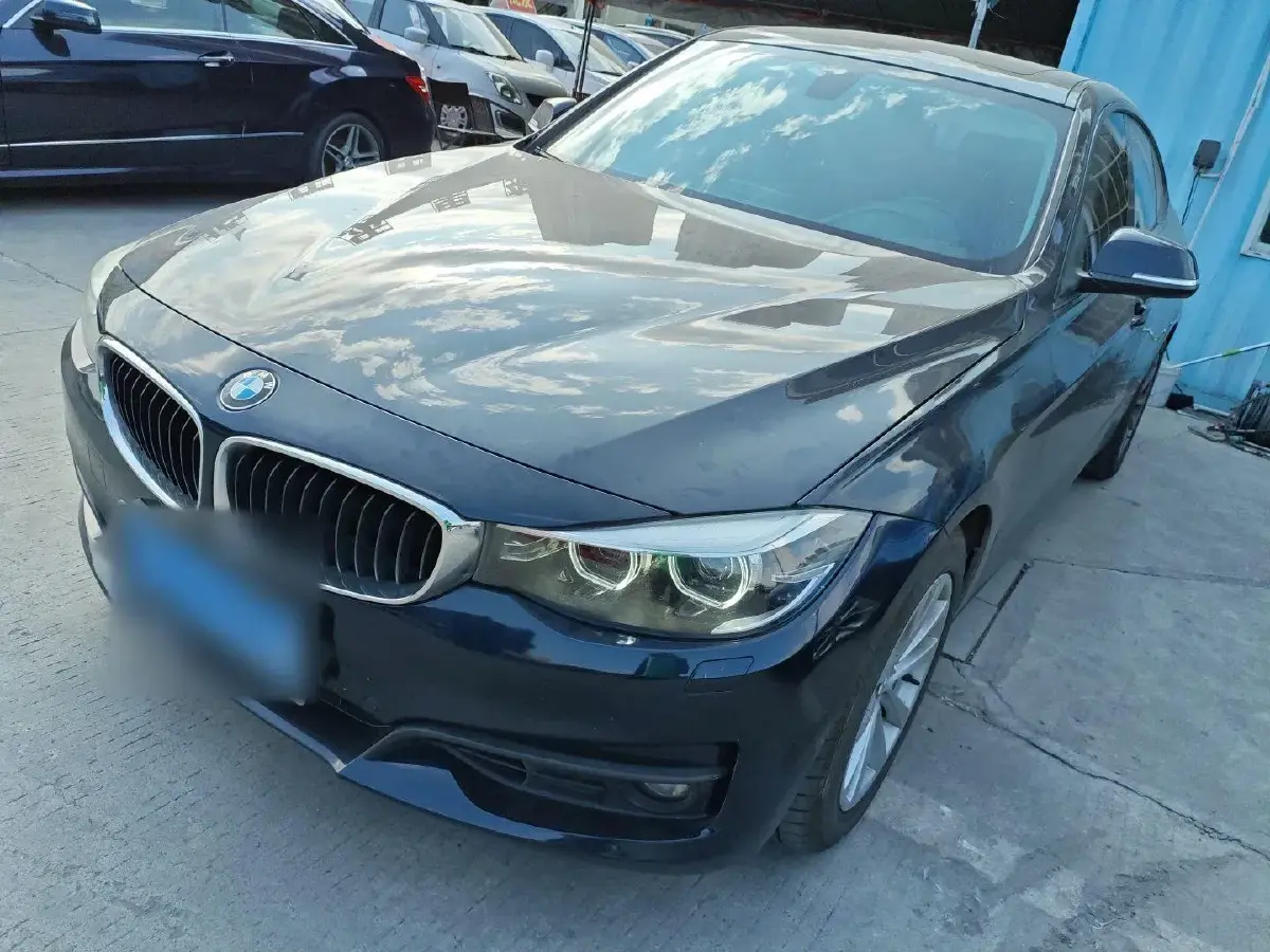 2017 BMW 3 Series GT 2.0T 184HP L4 8AT