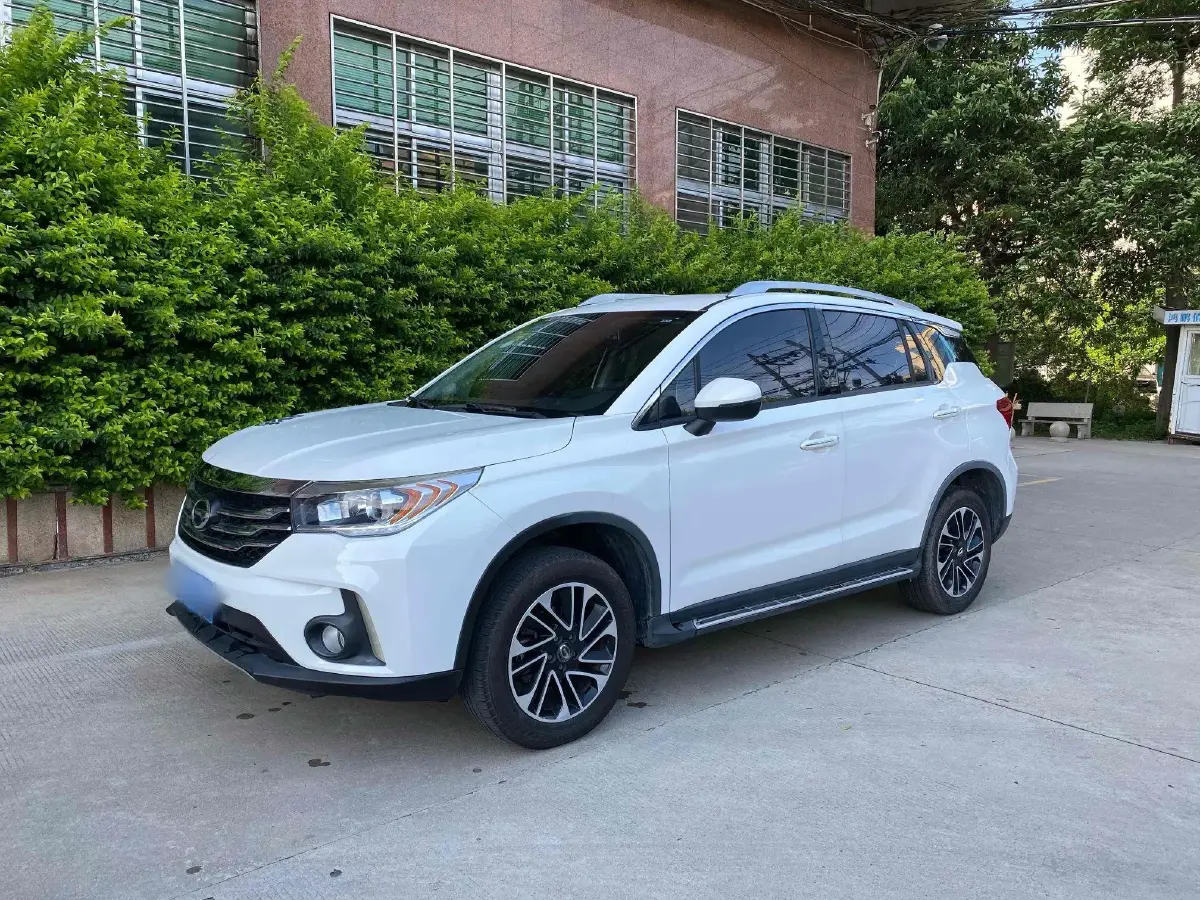 2015 GAC Trumpchi GS4 1.3T 137HP L4 5MT