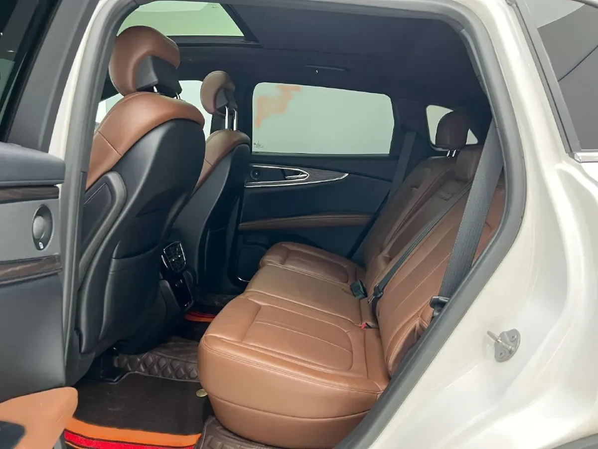 2021 Lincoln Nautilus 2.7T 322HP V6 8AT,autocango,china used car exporter,china ev exporter,chinese used car exporter,chinese used ev exporter