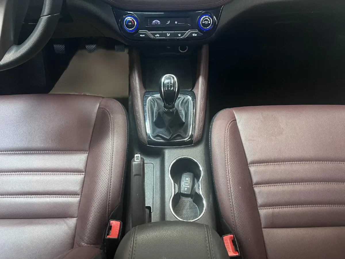 2017 ChangAn Linmax 1.6L 125HP L4 5MT,autocango,china used car exporter,china ev exporter,chinese used car exporter,chinese used ev exporter