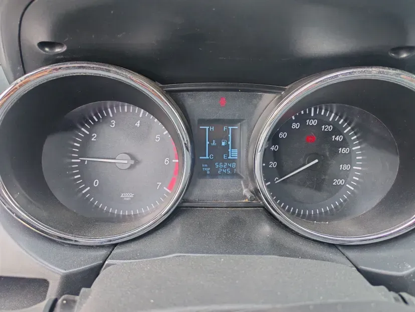 2015 BAIC Hyosow S2 1.5L 113HP L4 5MT,autocango,china used car exporter,china ev exporter,chinese used car exporter,chinese used ev exporter