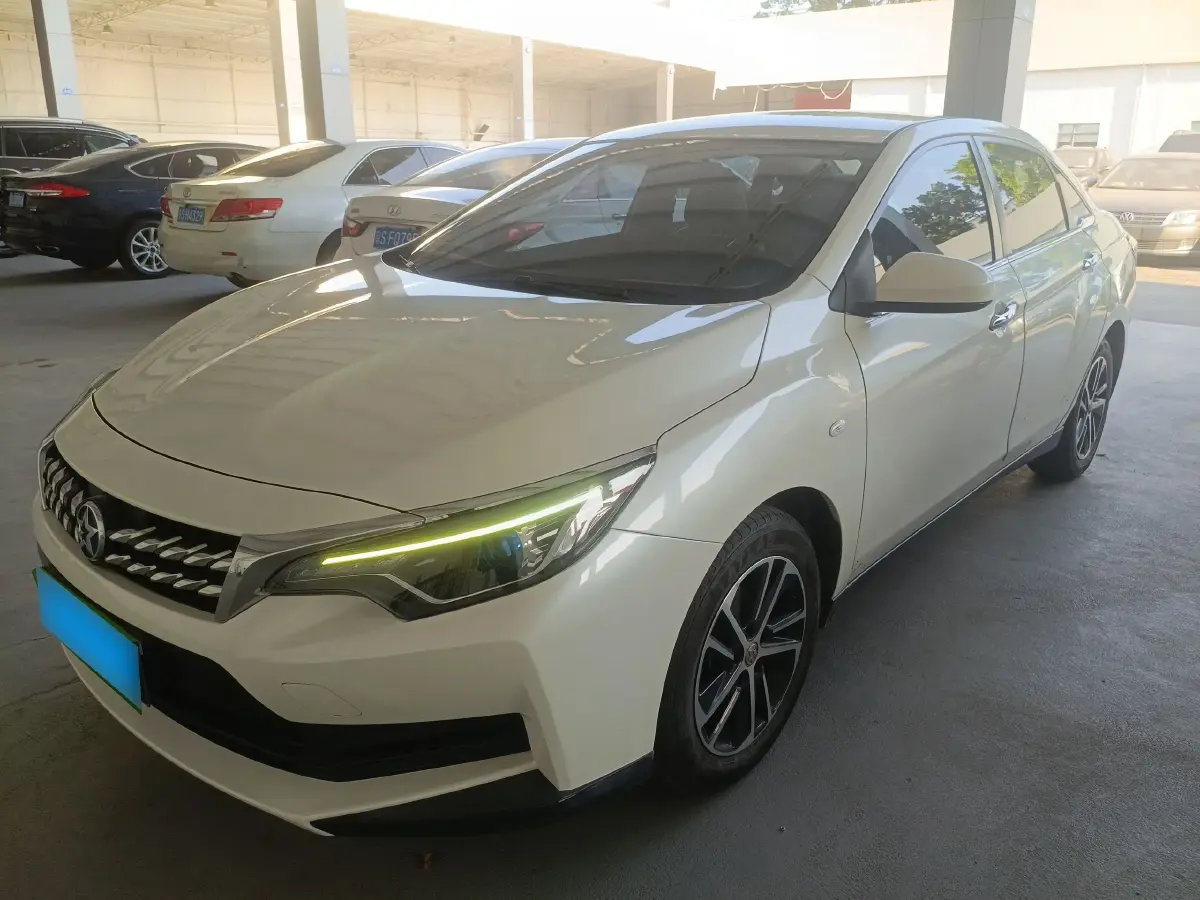 2020 Venucia D60 1.6L 126HP L4 CVT