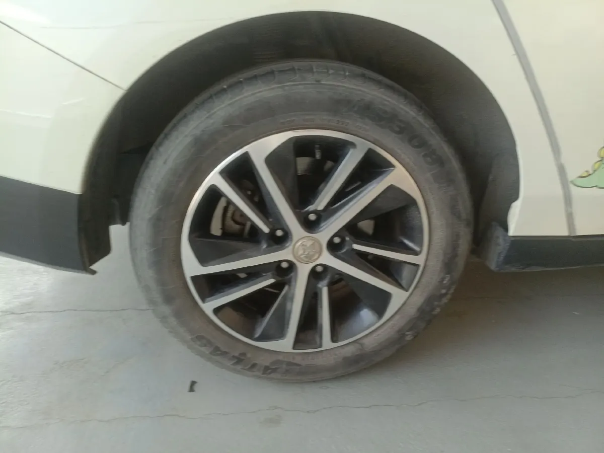 2020 Venucia D60 1.6L 126HP L4 CVT,autocango,china used car exporter,china ev exporter,chinese used car exporter,chinese used ev exporter