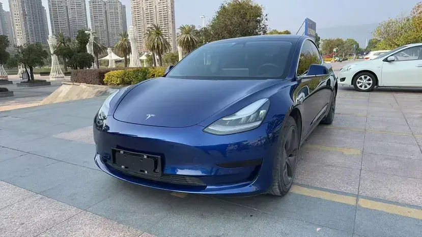 2020 Tesla Model 3 BEV 52KWH