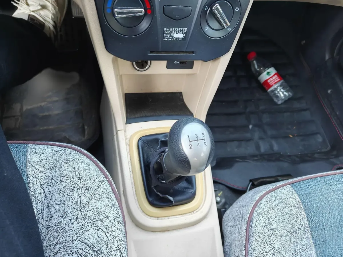 2015 Chery Fulwin 2 1.5L 109HP L4 5MT,autocango,china used car exporter,china ev exporter,chinese used car exporter,chinese used ev exporter