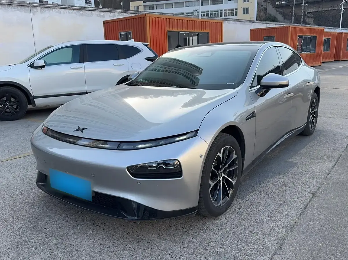 2022 Xpeng P7 BEV 77.9KWH