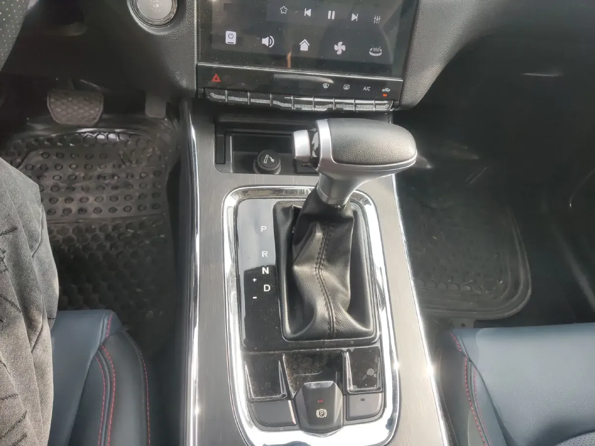 2021 SWM G05 1.5T 156HP L4 6AT,autocango,china used car exporter,china ev exporter,chinese used car exporter,chinese used ev exporter